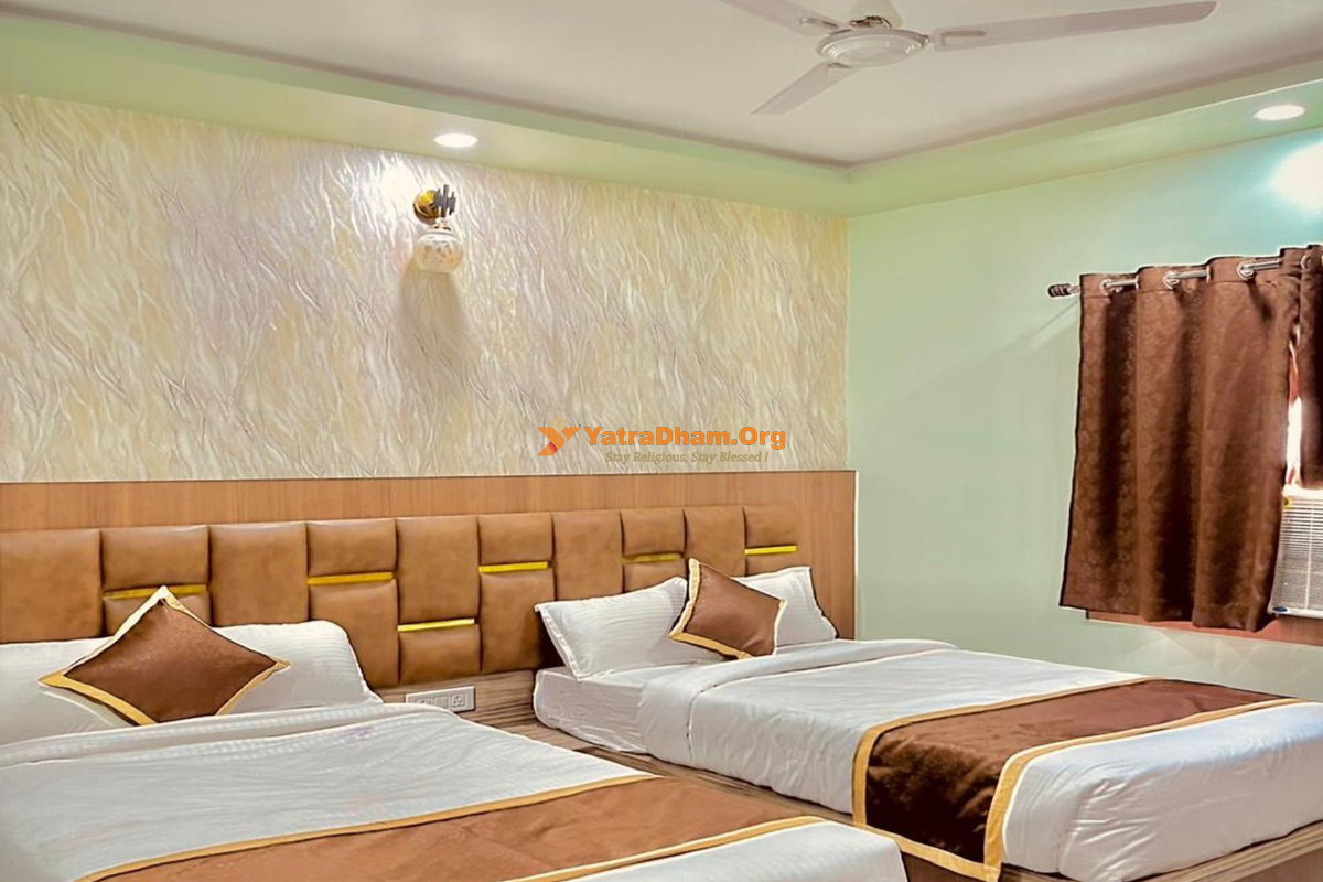 Radhe Krisshnna Mahal Gaya Room