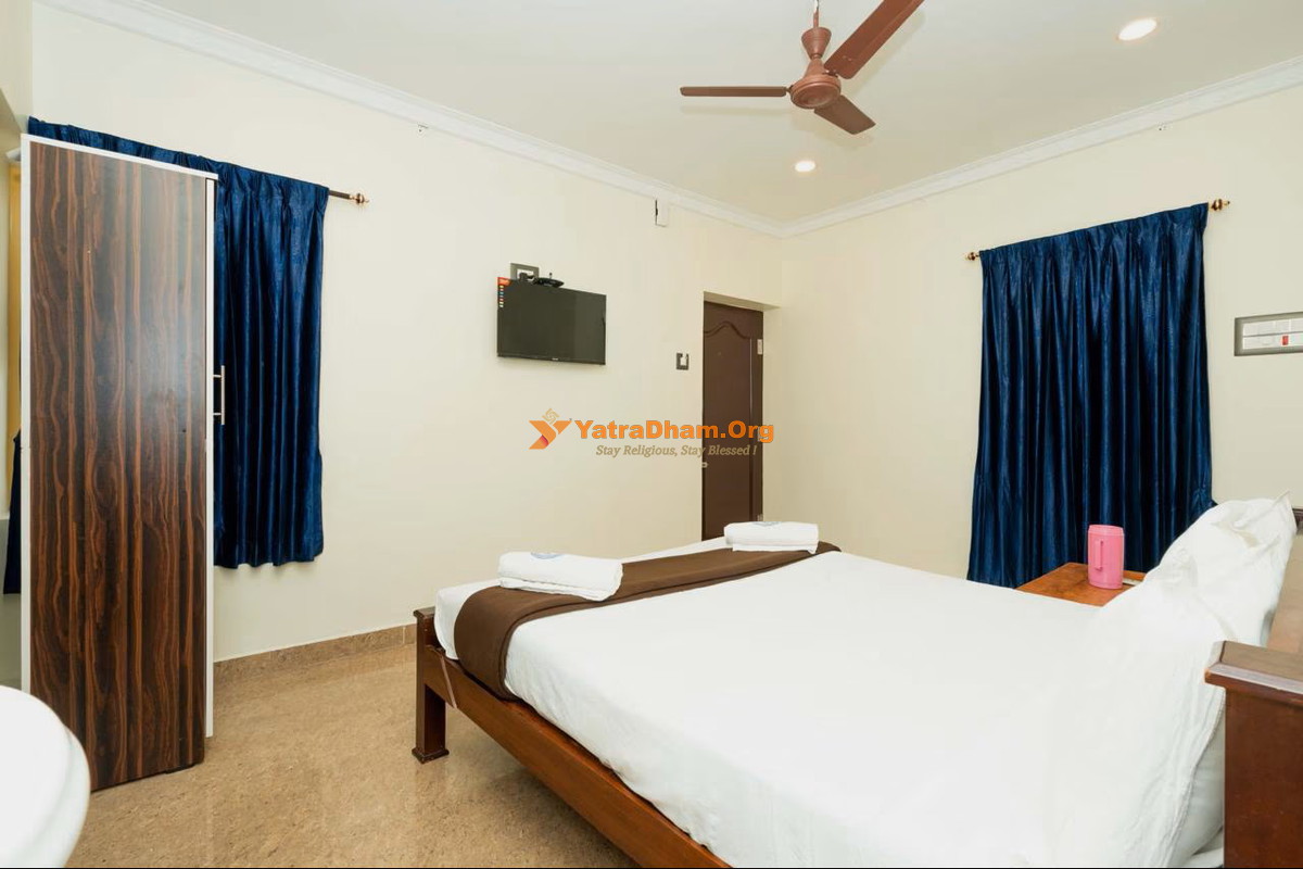 Hotel Rainbow Home Stay Rameshwaram Room