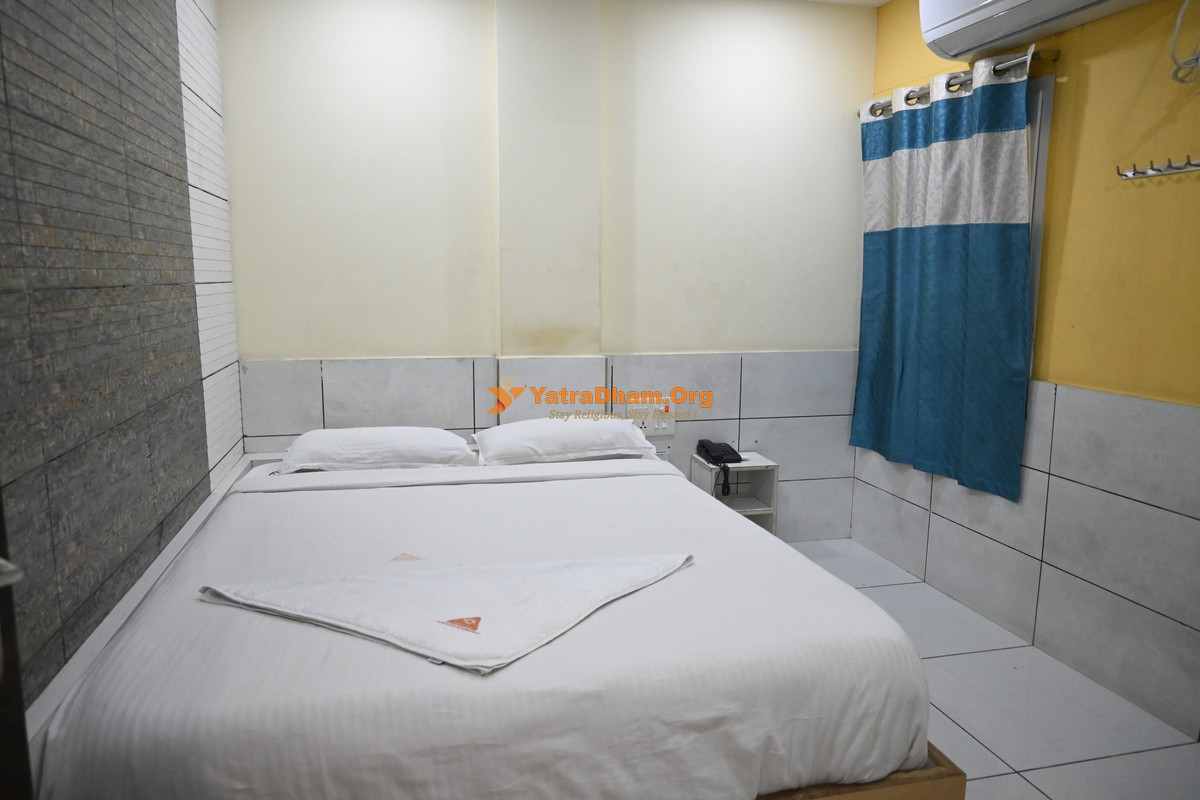 Panneer Residency Tiruvannamalai Room