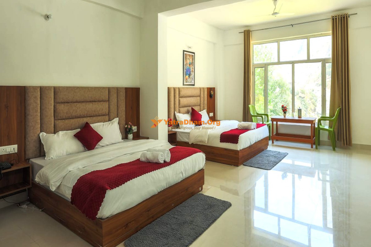 Hotel Gurudeva - Govind Ghat 4 Bed Room View