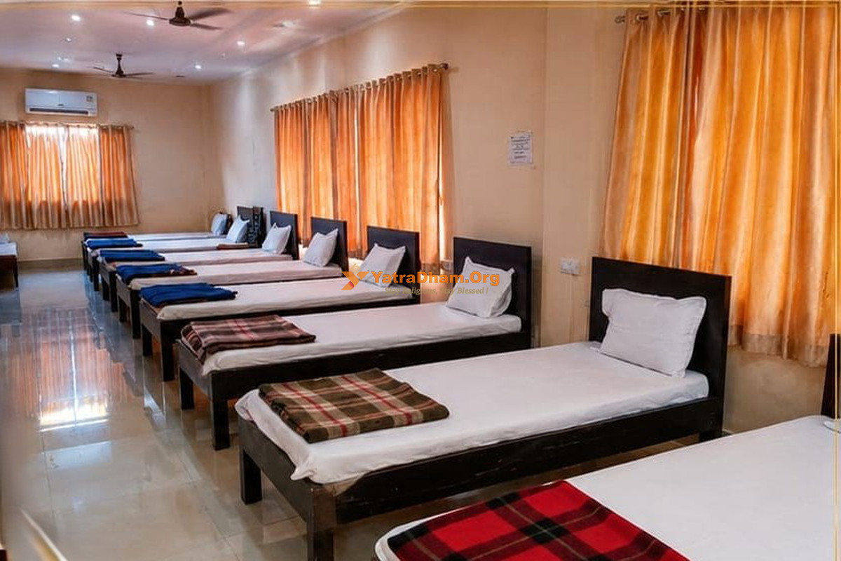 Kumbh India Trimbakeshwar Dormitory Hall View
