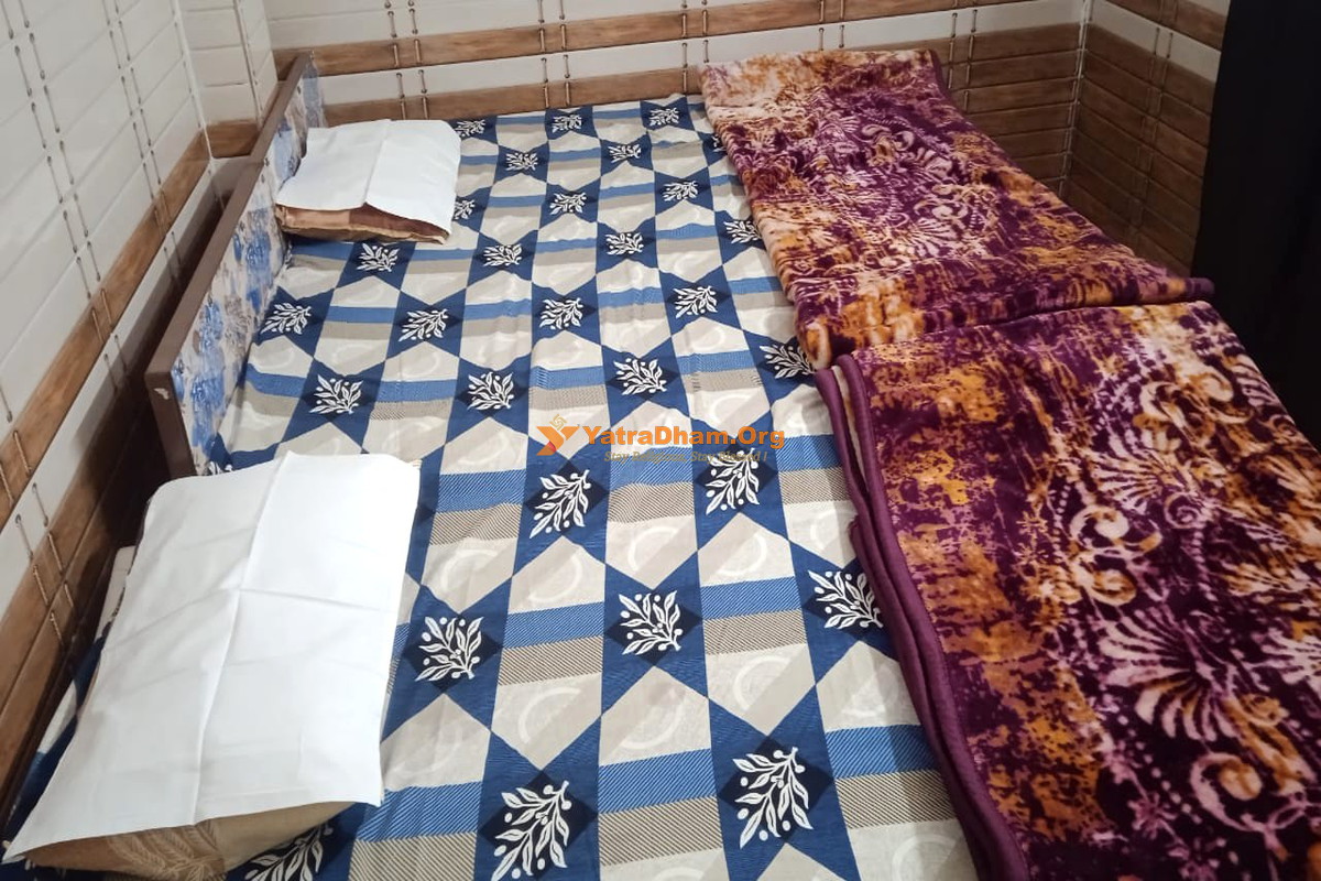 Chitrakoot Agarwal Bhavan 2 Bed Room View