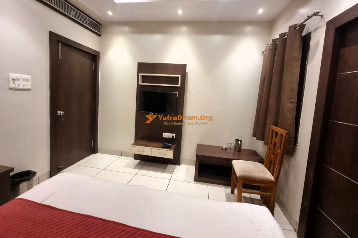 Allahabad (Prayagraj) Hotel Mukesh Palace 2 Bed Room
