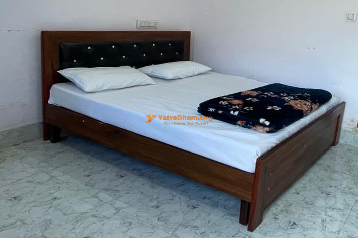 Amazing Kedarnath Room