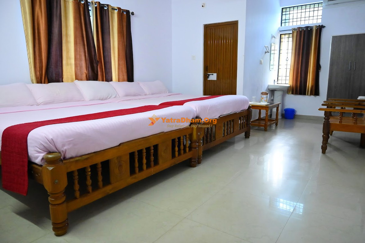 Murudeshwar Shree Vinayaka Residency 4 Bed Room View