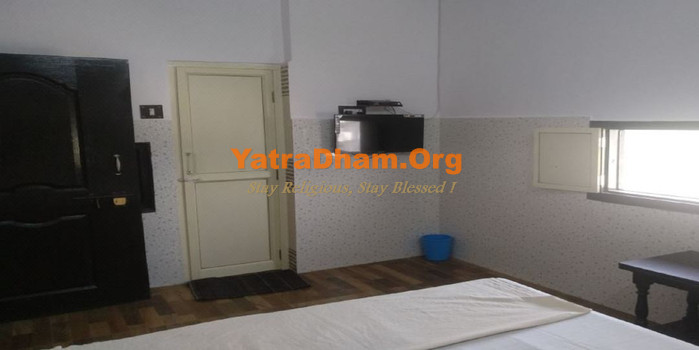 Hotel Arahan Bareilly Room