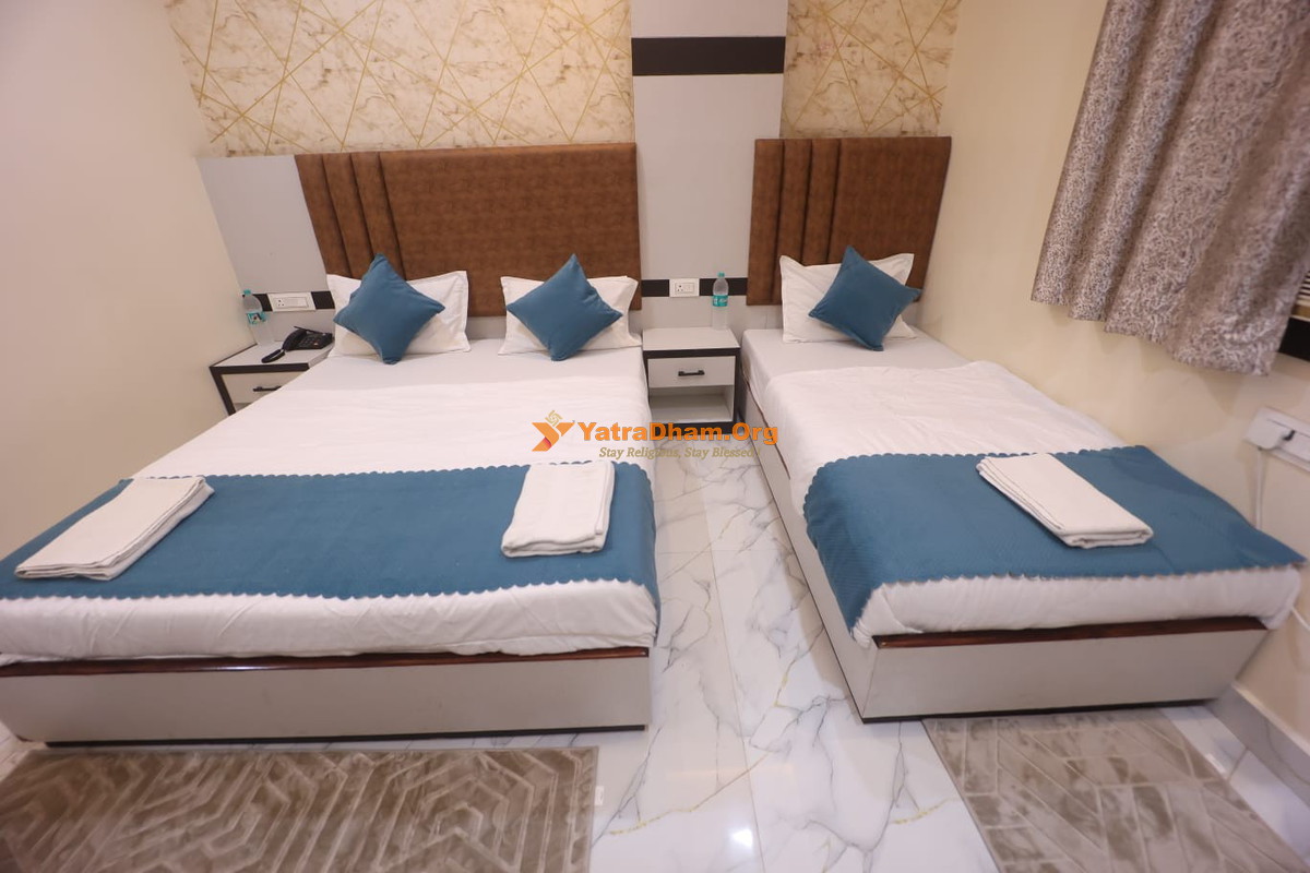 Radhey Krishna P. Guest House Varanasi 3 Bed AC Deluxe Room View