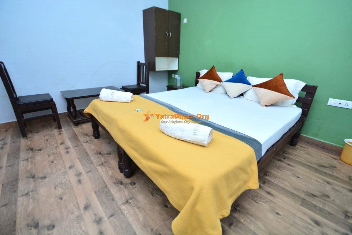 Murudeshwar Aryana Guest House 2 Bed Room View