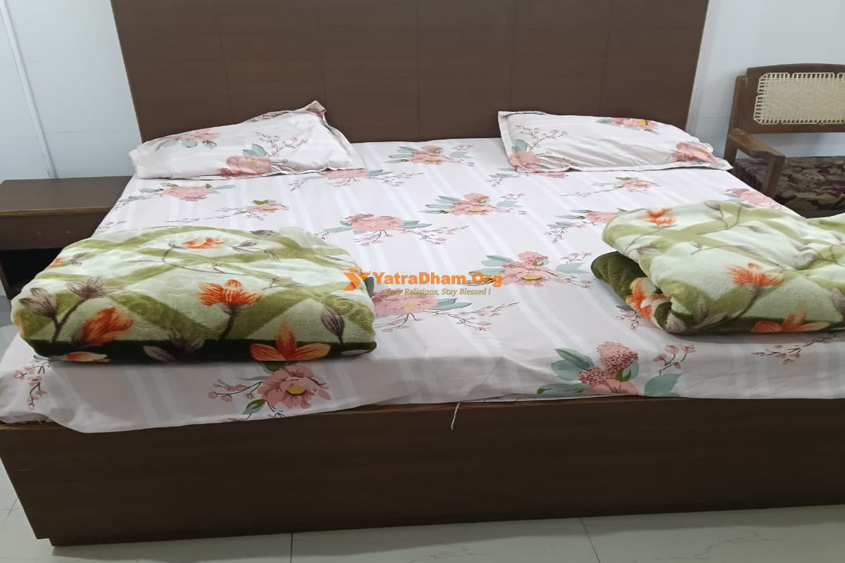 Astha Dham Dharamshala Haridwar 2 Bed Room