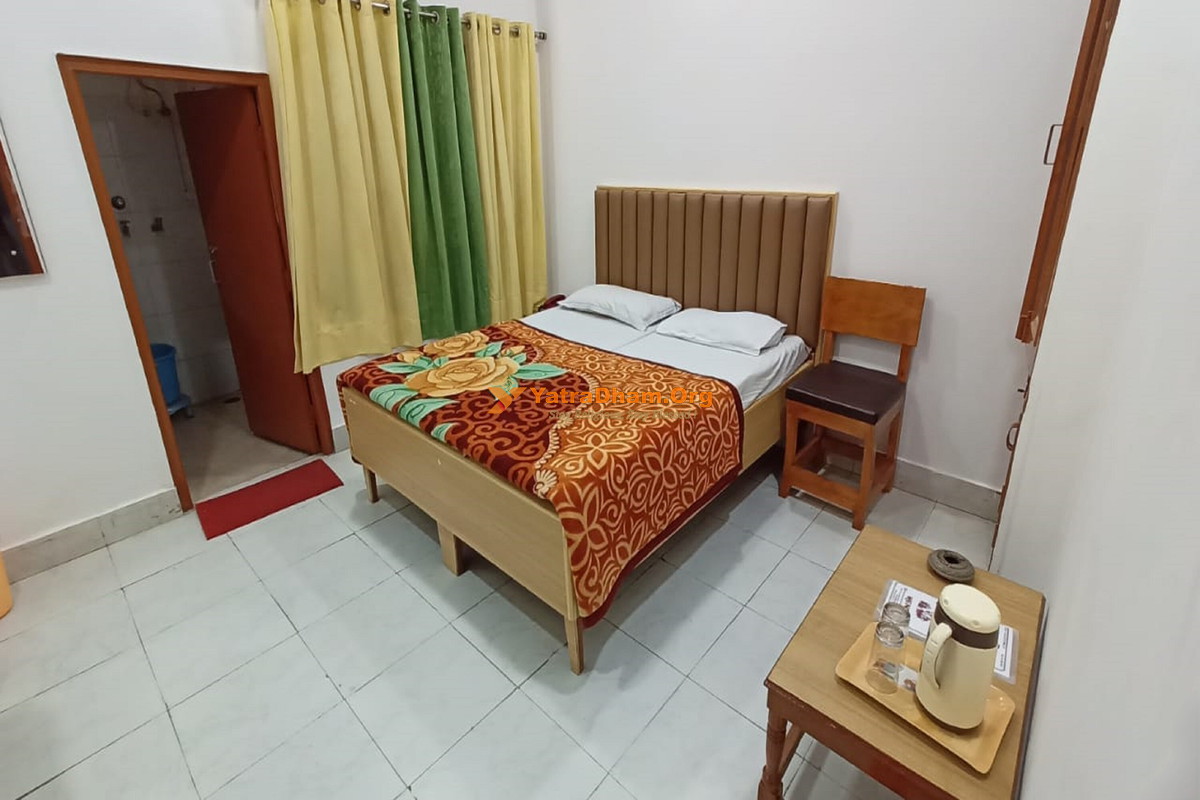 Hotel Natraj Alwar Room