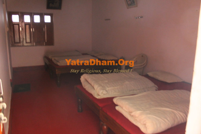 Beriwala Atithi Bhawan Badrinath Room