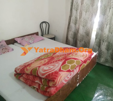 Badrinath Shraddha Guest House Room View