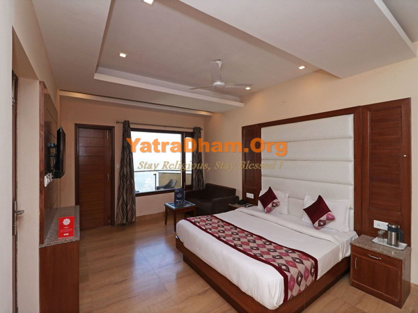 Hotel Basera Mussoorie 2 Bed Deluxe AC Room