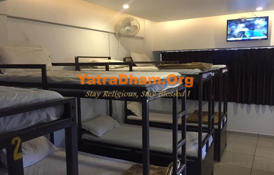 Be Happy Hotel And AC Dormitory Surat