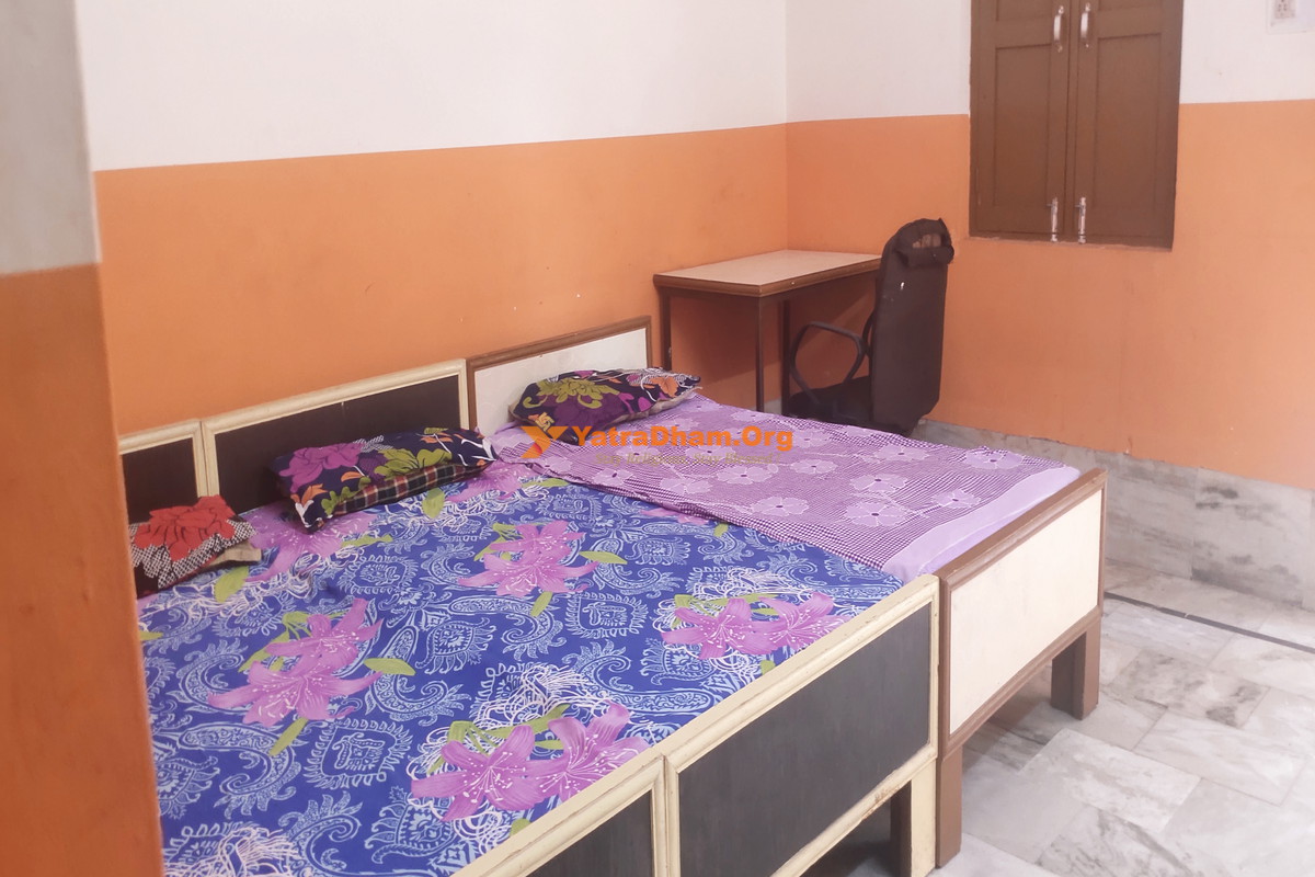 Bharat Sevashram Sangha Haridwar (Near Railway Station) 3 Bed Room