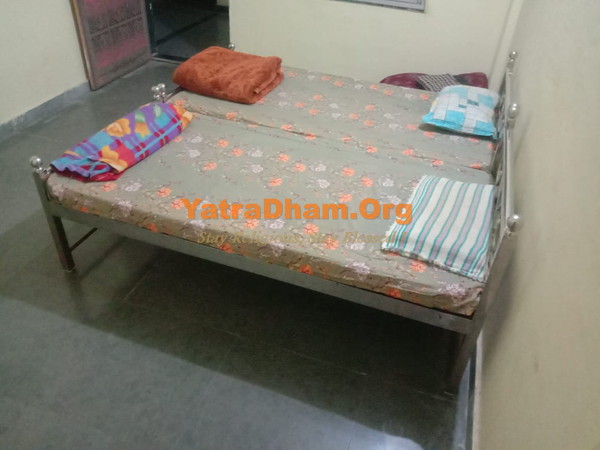 Bharati Ashram Mahamadleshvar Dharamshala Statue of Unity Room