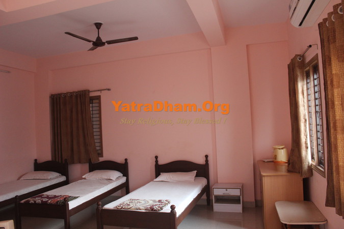 Adinath Jinalaya Bhuj 3 Bed AC Room