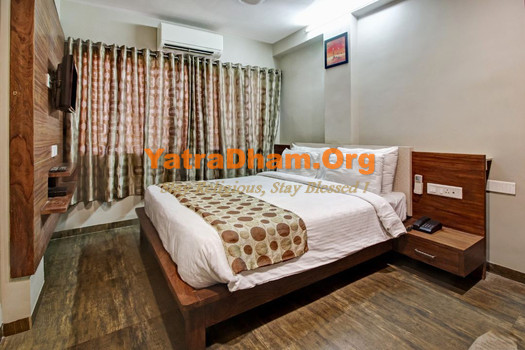 Hotel Blue Bells Valsad 2 Bed AC Room