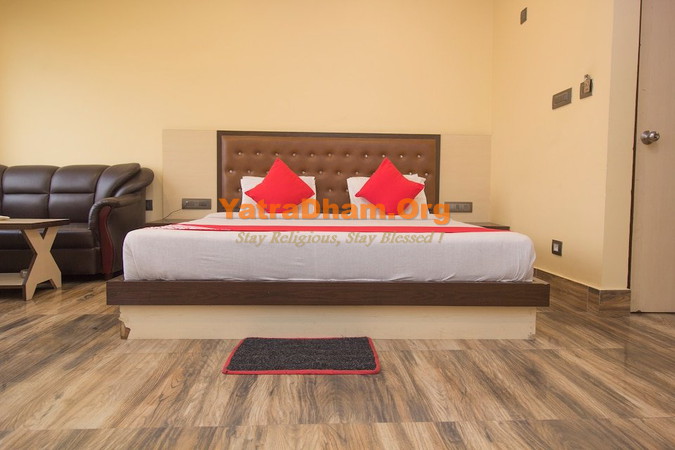 Namchi Hotel Blue Sapphire Room View 4