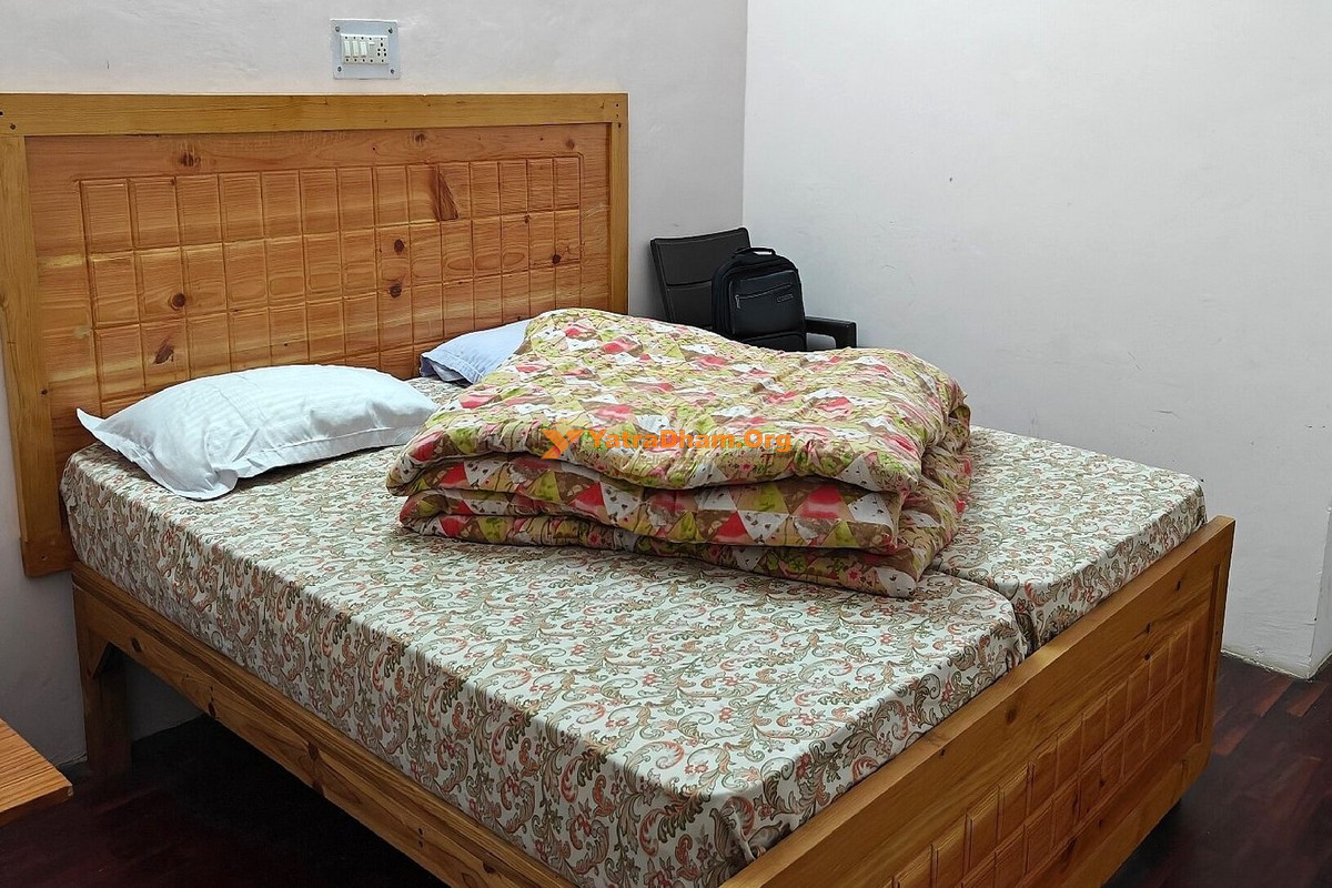 Hotel Samrat Barkot Yamunotri 2 Bed Room