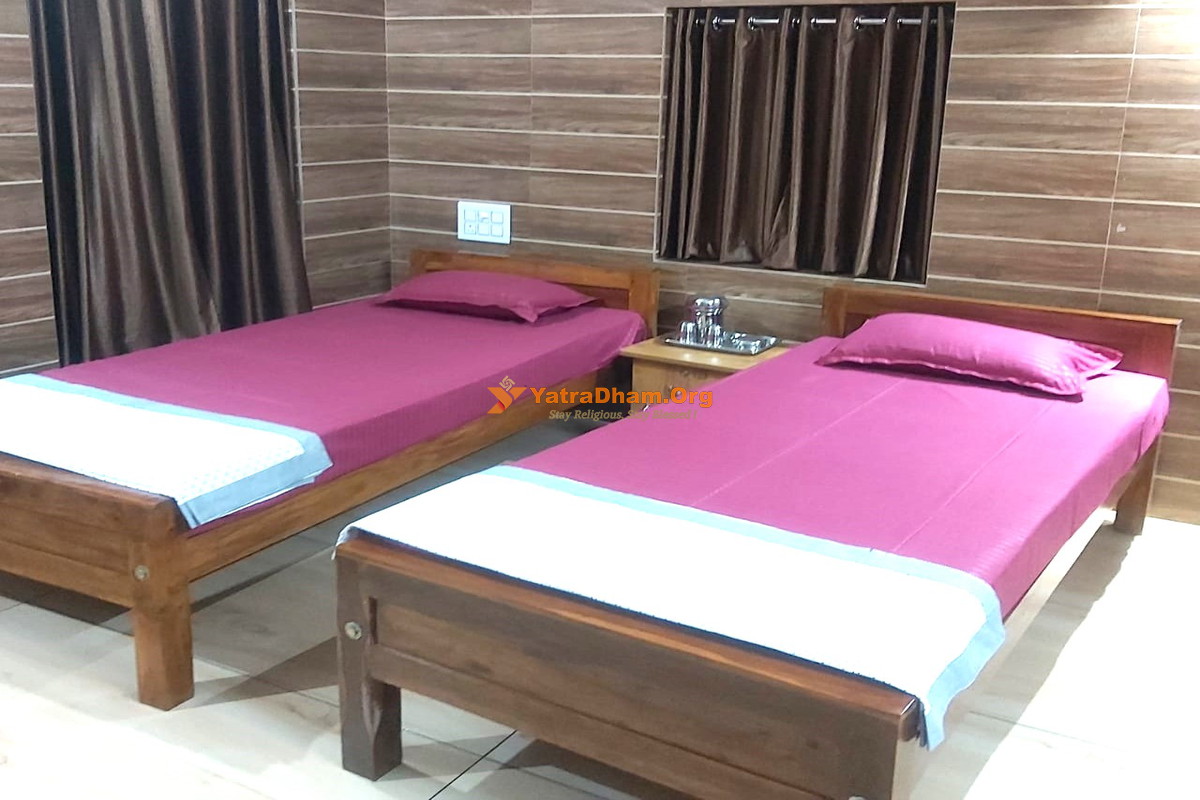 ISKCON Guest House (South Vrindavan) Edakkalathur (Thrissur) 2 Bed Room