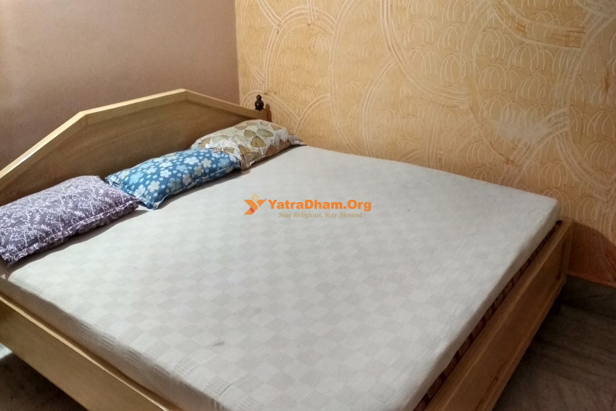Sri Chaitanya Gaudiya Math Jagannath Puri Bed Room View