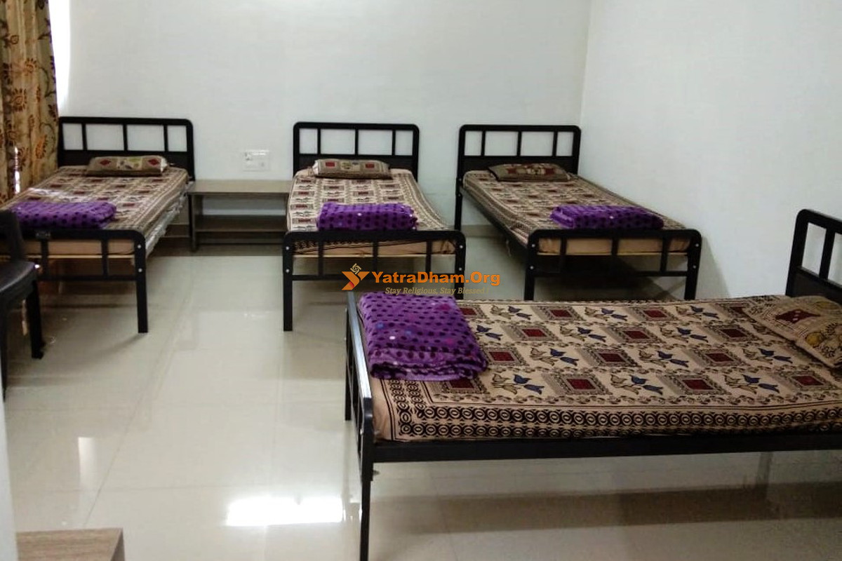 Shri Chandi Chamunda Atithi Gruh Chotila 4 Bed Room