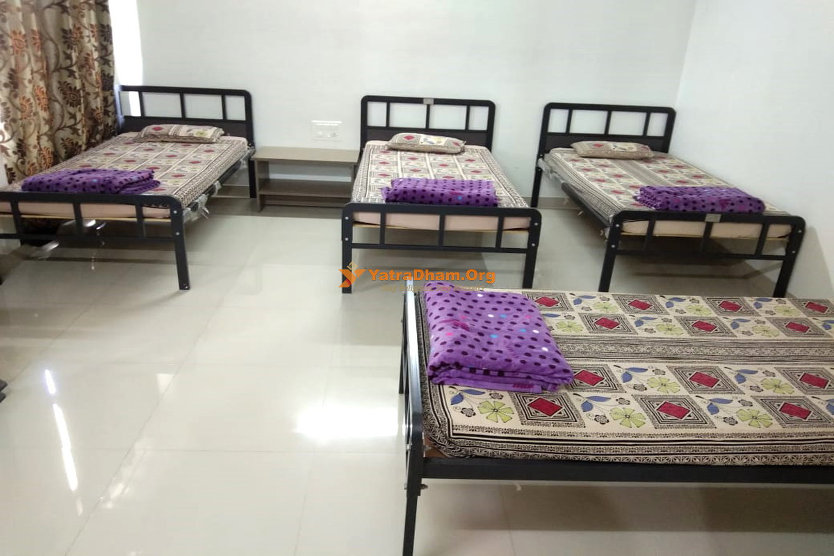 Shri Chandi Chamunda Atithi Gruh Chotila 4 Bed Room