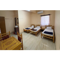 ISKCON Chandrabhaga Guest House - Pandharpur