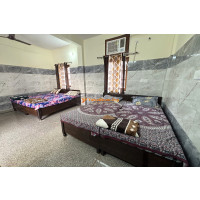 Chaurasia Dharamshala - Rishikesh
