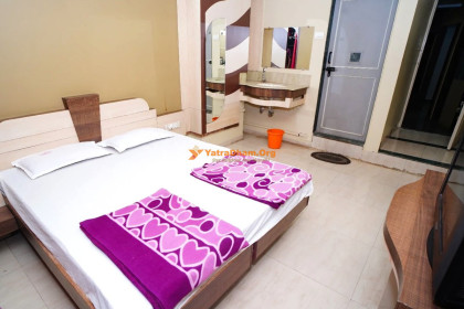 Vishwajanani Yatri Niwas - Kolhapur