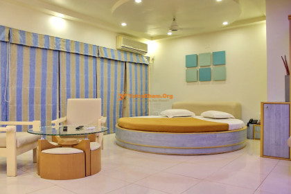 Hotel Kuber - Porbandar