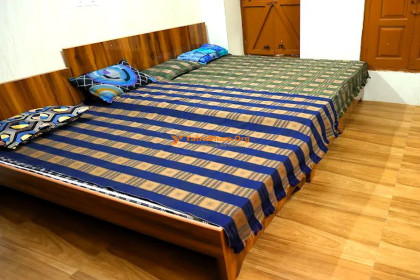 Yugal Vihar Yatri Niwas - Vrindavan
