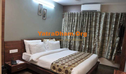 Hotel Blue Bells - Valsad