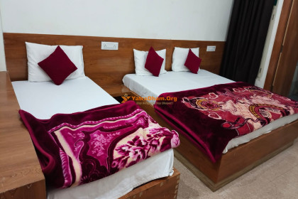 Ladli Palace Guest House - Barsana