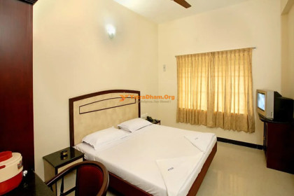Vels Court Hotel - Palani
