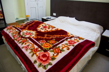 Hanumacahtti (GMVN) - Hanumanchatti (Near Yamunotri)