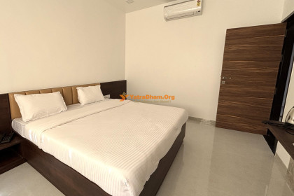 Laxminarayan Executive - Tuljapur