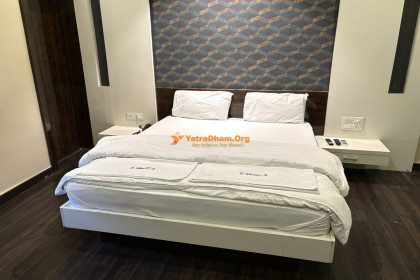 Hotel Ajinkyatara - Akkalkot