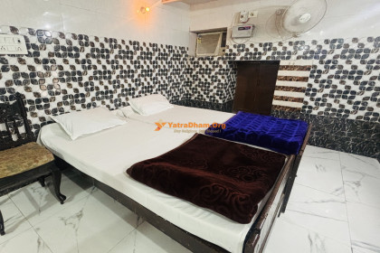 Agra Hotel - Mathura