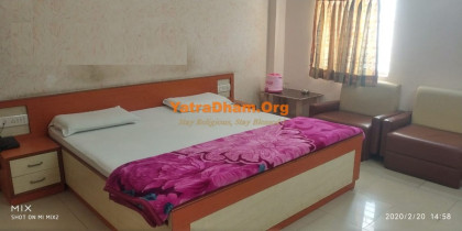 Hotel Pathikashram - Gandhinagar