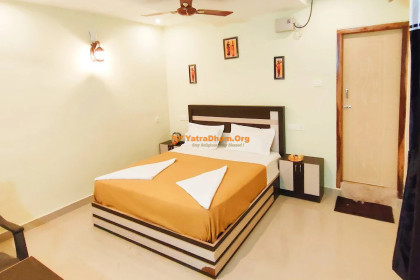 Srirathan Temple View Inn - Thanjavur