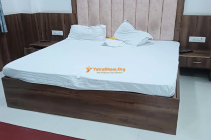 Delhi Shree Dham - Vrindavan