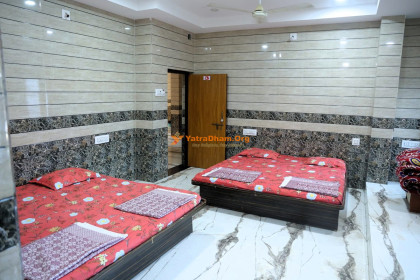 Shri Mannarayan Dharamshala Near Temple - Somnath