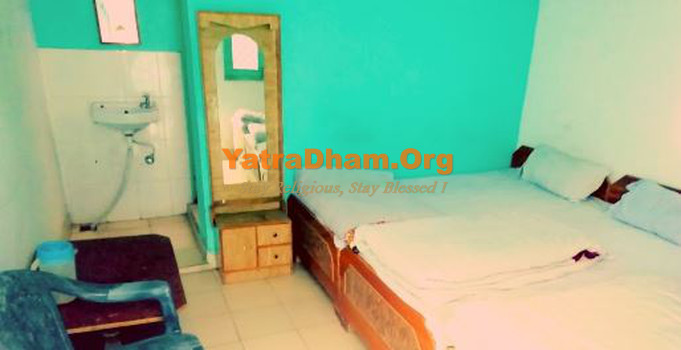 Hotel Madhuban - Guptkashi