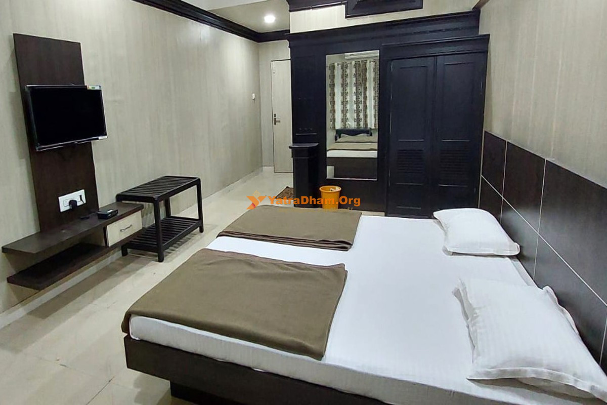 Sri Siddeshwara Deluxe Lodge - Harihar