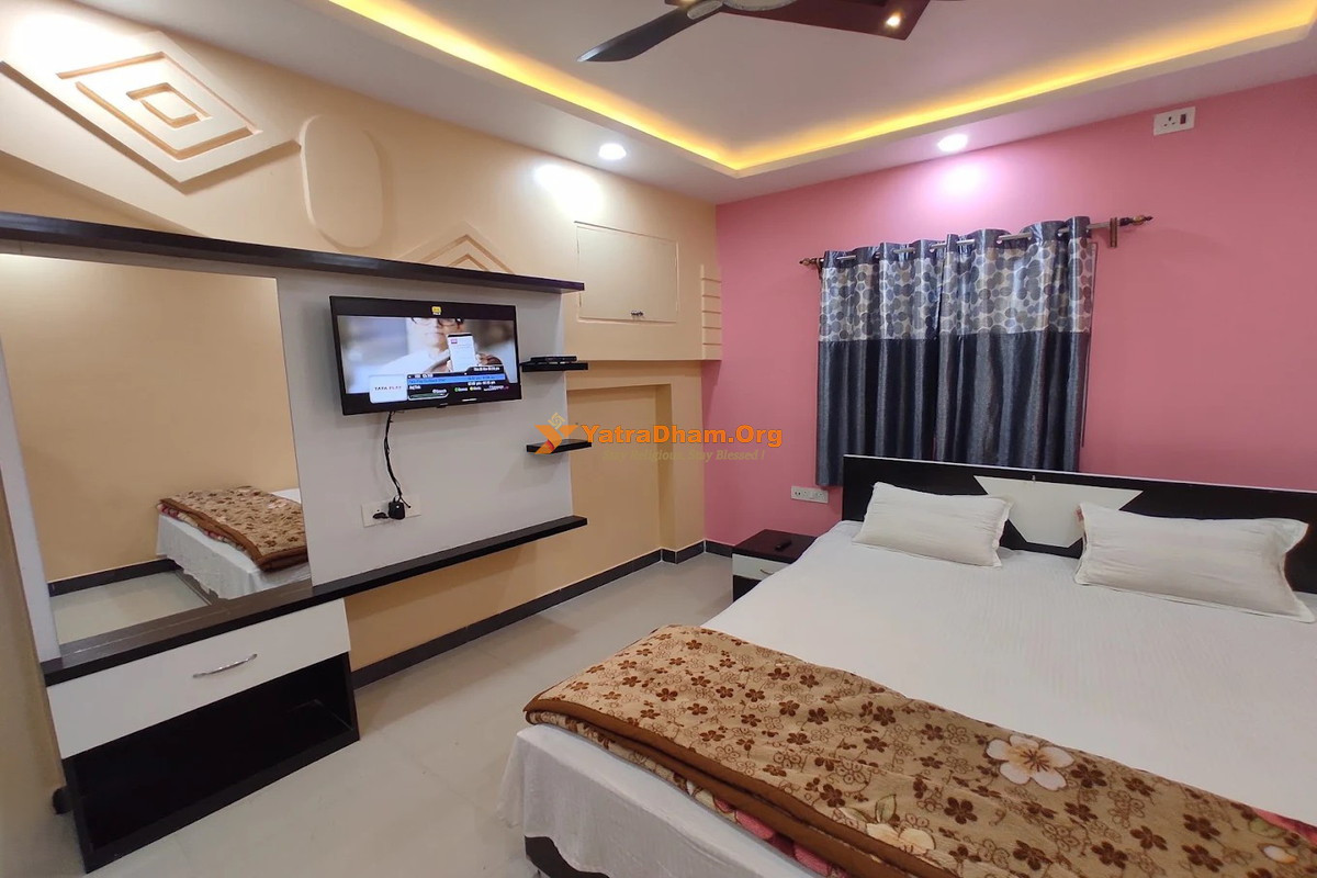Hotel Das Guest House - Gangasagar