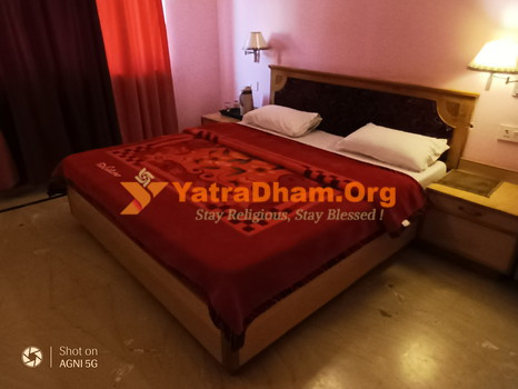 Hotel New Tridev - Shiv Khori