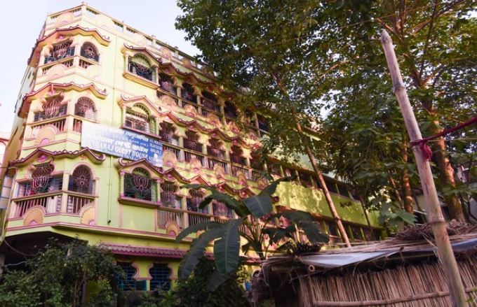 Tirtharaj Guest House - Mayapur