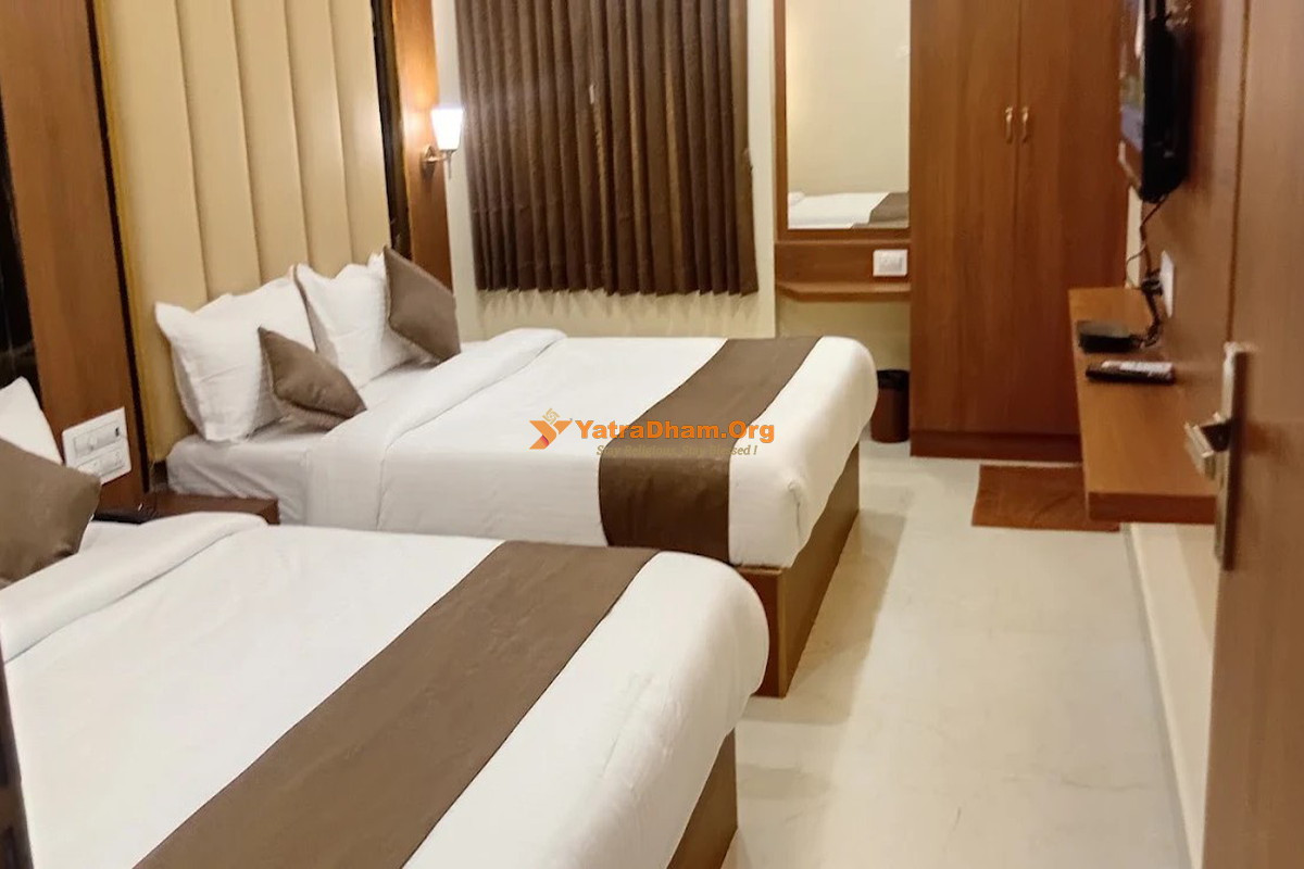 Chakravarthi Grand - Tiruchendur